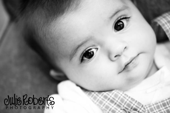 Olivia ... 3 months, 4 months ..., Julie Roberts Photography