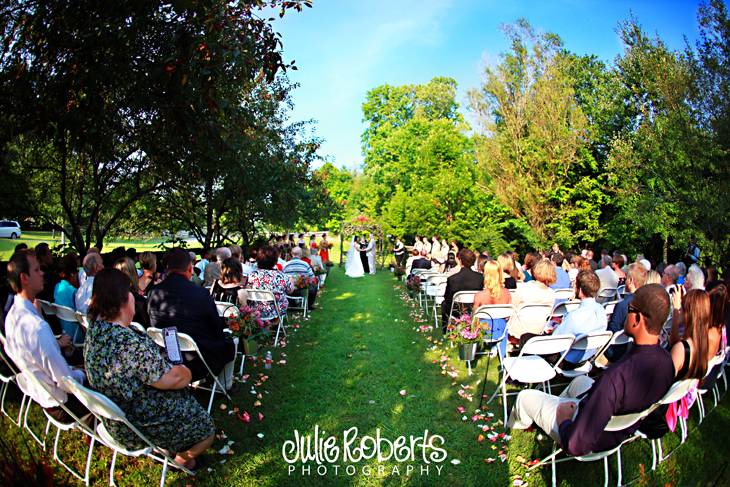 Rebekah Rodriguez & Darrell Greer : Married!  :  Maple Lane Farm :  Johnson City  :  East Tennessee  :  Weddings, Julie Roberts Photography