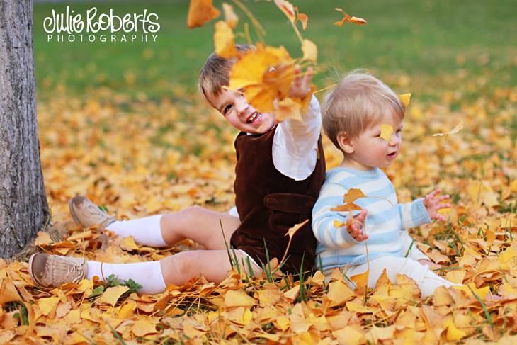 Samuel and Tate Brackins ... Childrens Portraits ... Knoxville, TN, Julie Roberts Photography