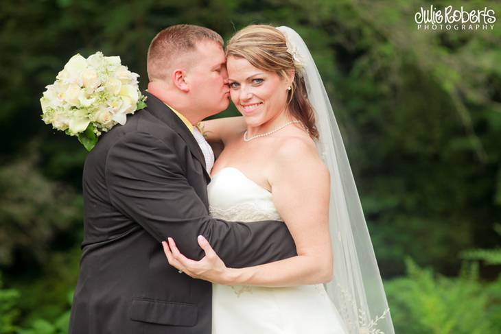 Yanci Dennis &amp; Scott Williams :: Married on a Mountain Top :: Gatlinburg Wedding, Julie Roberts Photography