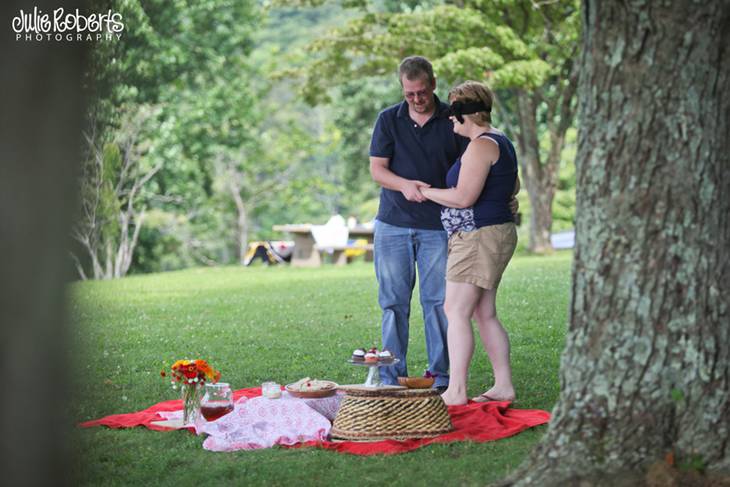 She held her heart when she showed me the ring :: Greta and Aaron, Julie Roberts Photography