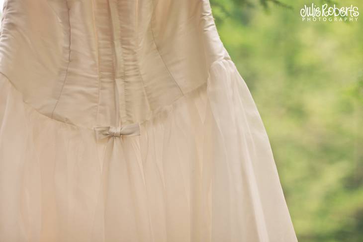 Stephanie Dowdy and Michael Davis :: The Lily Barn, Townsend, Tennessee, Julie Roberts Photography