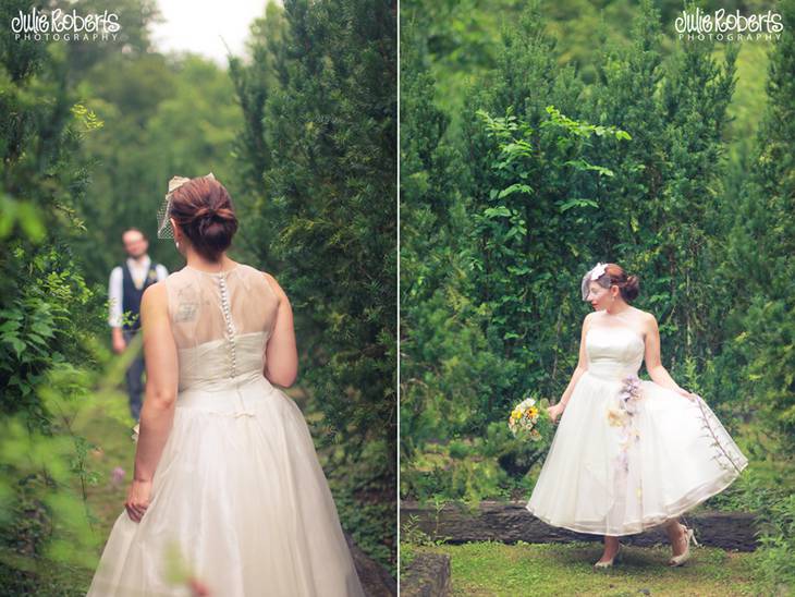 Stephanie Dowdy and Michael Davis :: The Lily Barn, Townsend, Tennessee, Julie Roberts Photography