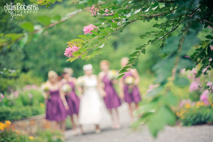 Stephanie Dowdy and Michael Davis :: The Lily Barn, Townsend, Tennessee, Julie Roberts Photography