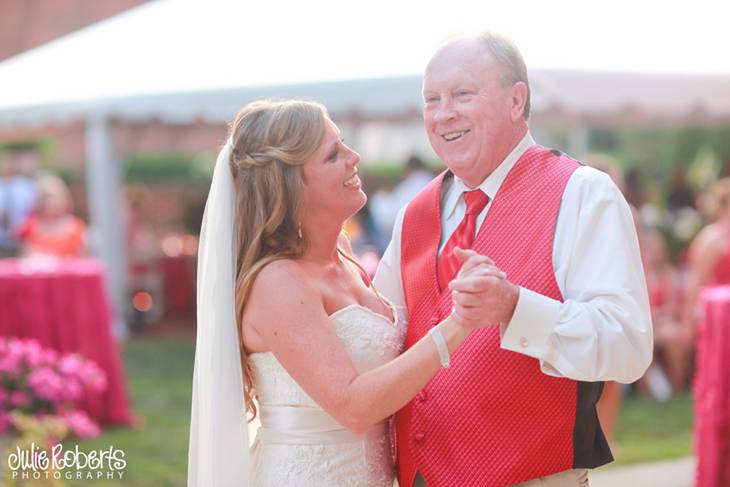 Megan Carroll and Jordan Combs :: Married at Hale Springs Inn, Julie Roberts Photography