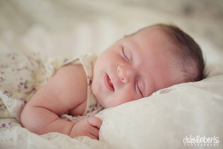 Sweet Little Margaux :: Three Weeks Old :: Lexington Newborn Photography, Julie Roberts Photography