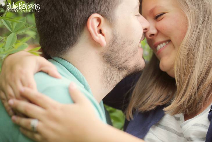 Kathryn Straw + Francis Cuddihee :: Getting Married :: Knoxville, TN, Julie Roberts Photography