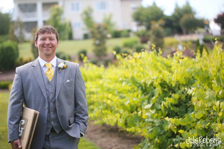 Heather and Kevin Griffin :: Married!!  Part ONE :: Castleton Farms :: Tennessee, Julie Roberts Photography