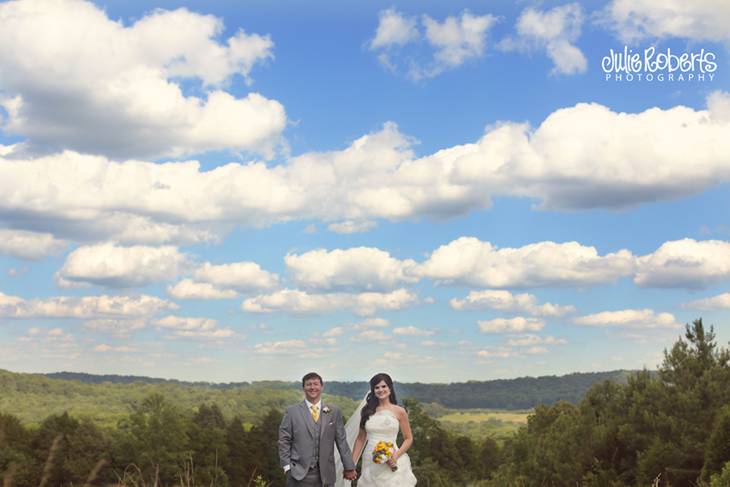 Heather and Kevin Griffin :: Married!!  Part ONE :: Castleton Farms :: Tennessee, Julie Roberts Photography