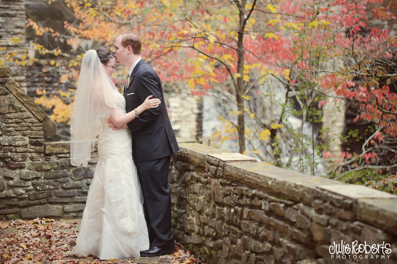 Erin and Tommy Morgan ... Married!  Cumberland Mountain State Park, Tennessee Wedding Phtoography, Julie Roberts Photography