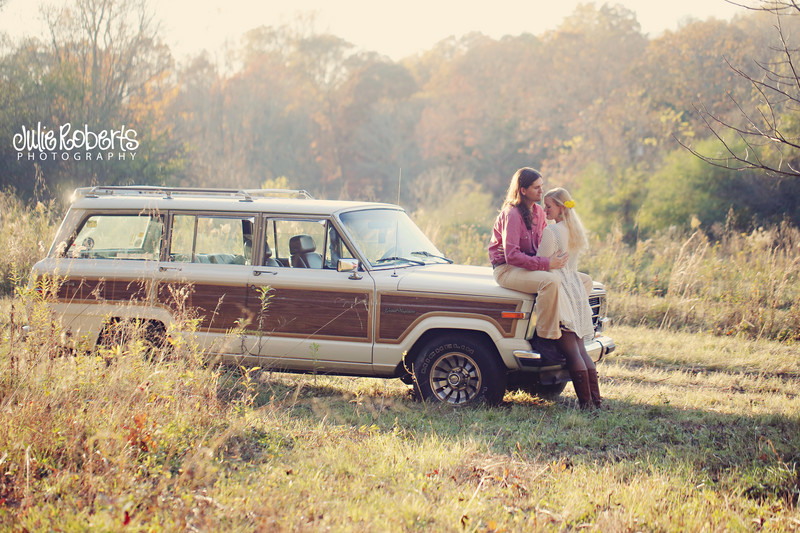 Olivia and Justin ... hippie lovin ... xoxo!, Julie Roberts Photography