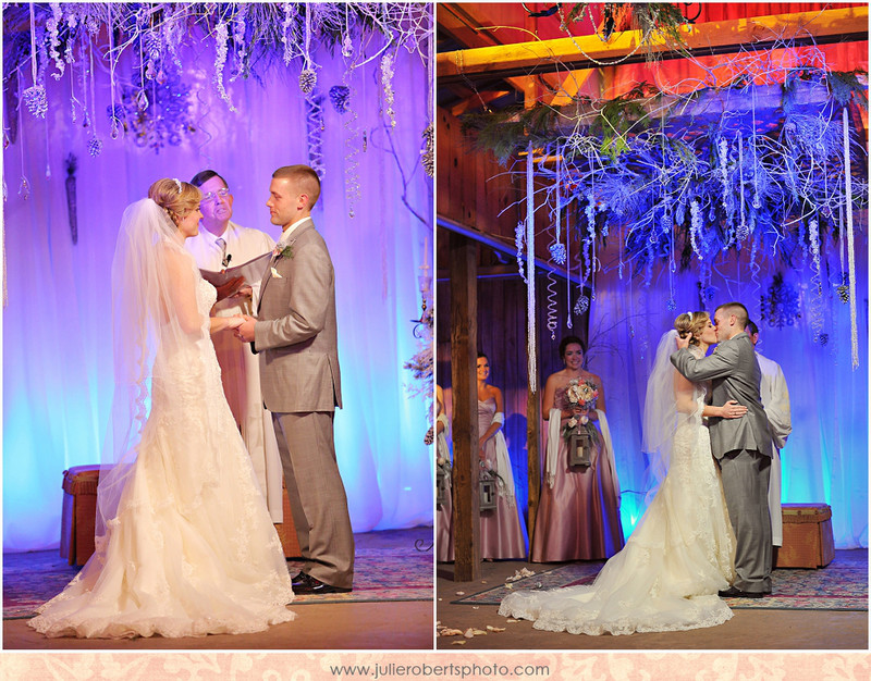 Allie Margaret and Ryan Blackwell :: New Years Eve Wedding :: Knoxville, TN :: Castleton Farms, Julie Roberts Photography