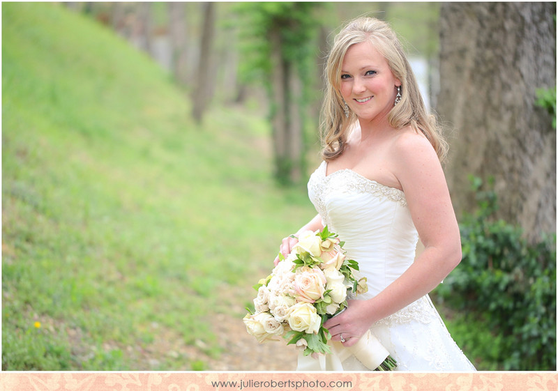 Lindsay's Bridal Session :: Riverstone Resort :: Pigeon Forge Wedding Photography, Julie Roberts Photography