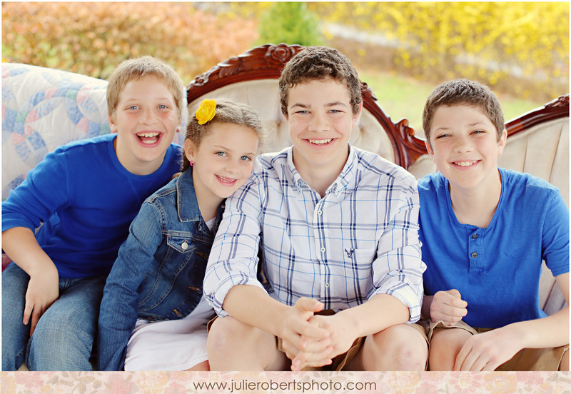 Did some-bunny say "mini-session"?!  Knoxville Family  and Kid Photos, Julie Roberts Photography