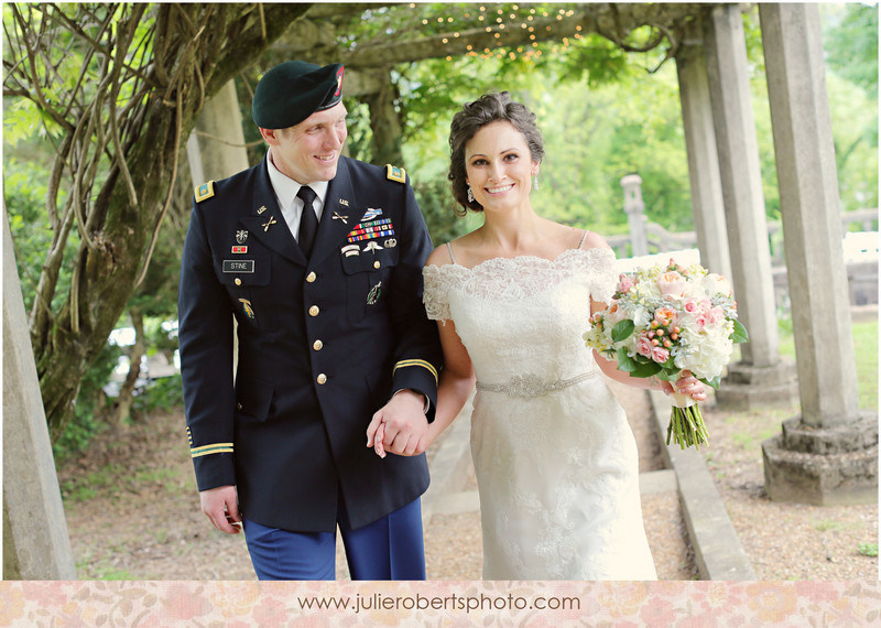 A Perfect Spring Wedding :: Jessica Chambers and Adam Stine :: Knoxville Wedding Photography, Julie Roberts Photography