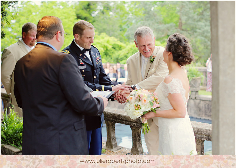 A Perfect Spring Wedding :: Jessica Chambers and Adam Stine :: Knoxville Wedding Photography, Julie Roberts Photography