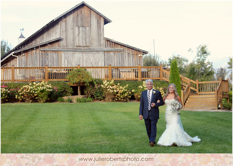 Christina Clayton and Joshua Sullivan Get Married at Castleton Farms ::  Knoxville, Tennessee Wedding, Julie Roberts Photography