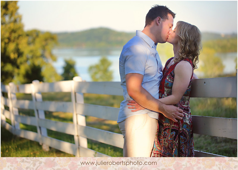 White Stone Country Inn :: Tennessee Engagement :: Amy & Bill, Julie Roberts Photography